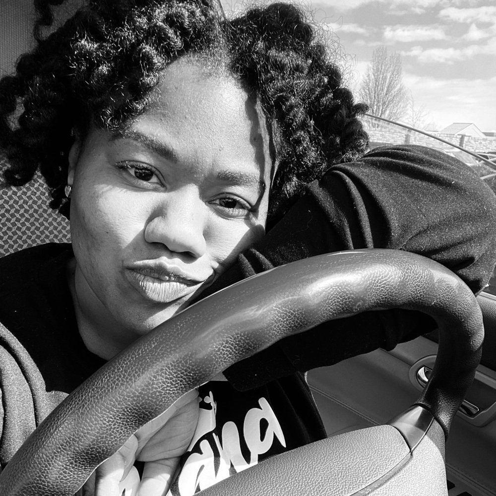 Meet your Posher, Jaquea